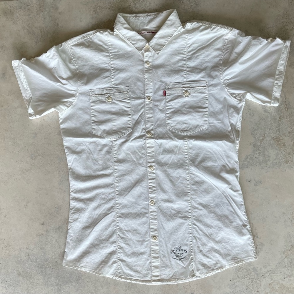 Levi’s White Short Sleeve White Shirt